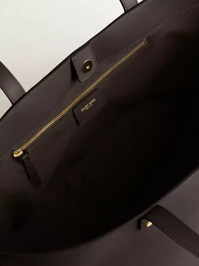 Schwarze Pasadena-Tasche aus glattem Leder mit goldenem Logo Schwarze Pasadena-Tasche aus glattem Leder mit goldenem Logo
