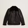 Schwarze Schaffelljacke