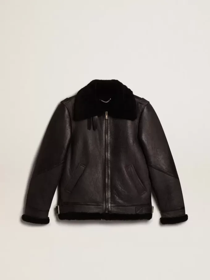 Schwarze Schaffelljacke