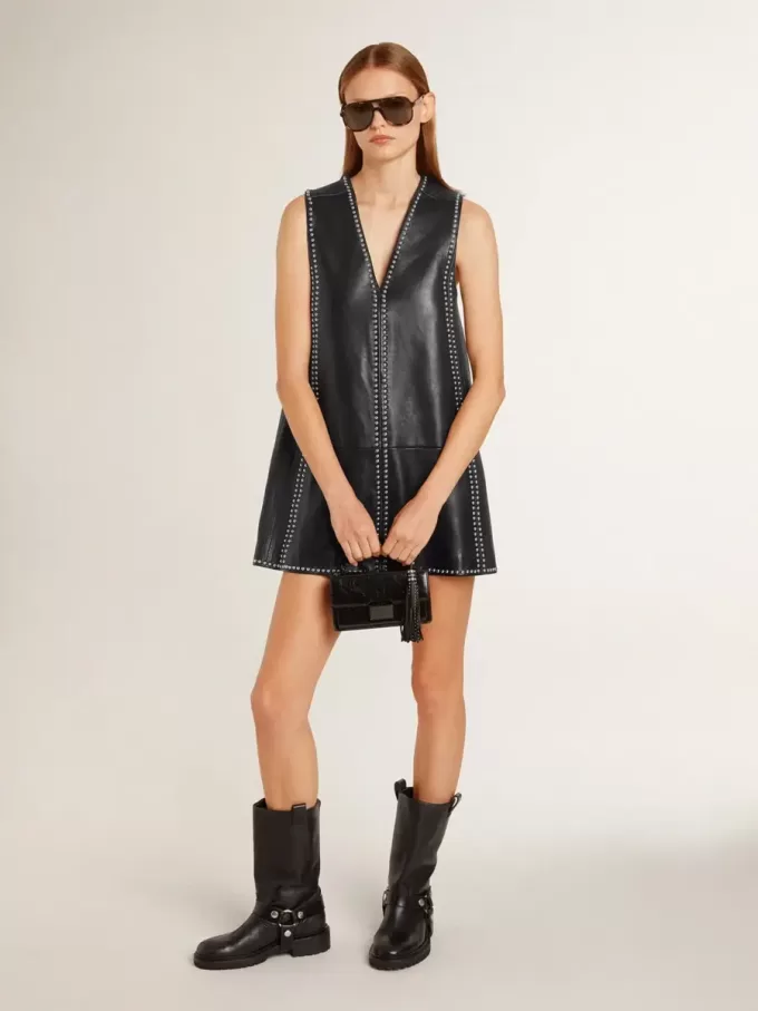 Schwarzes Nappalederkleid für Damen mit Nieten