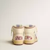 Sky-Star aus beigem Nylon und Nappa mit granatrotem Wildlederstern Sky-Star aus beigem Nylon und Nappa mit granatrotem Wildlederstern