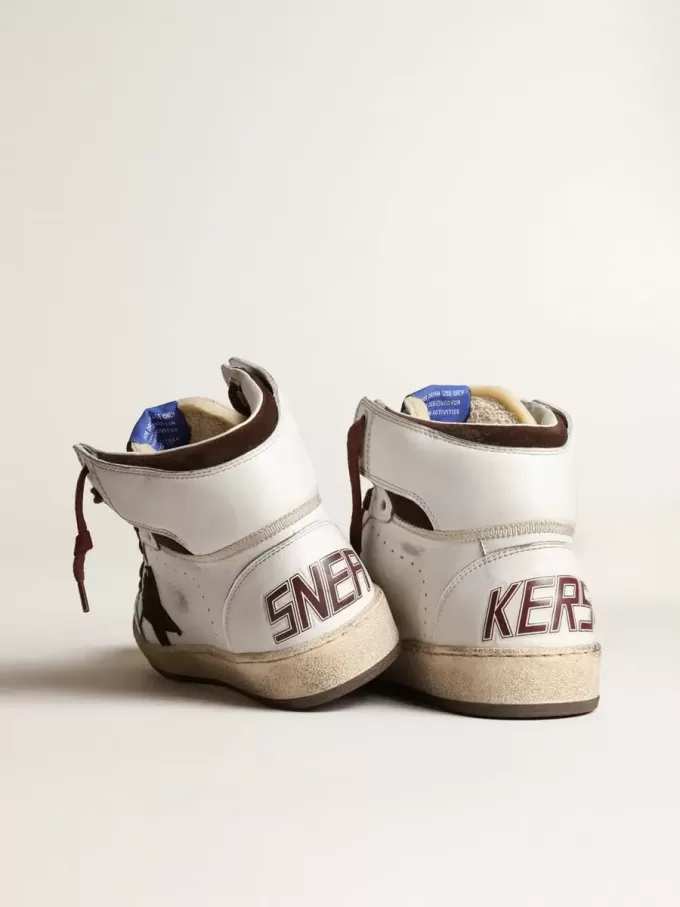 Sky-Star für Damen aus weißem Nappaleder mit schokoladenbraunem Wildlederstern Sky-Star für Damen aus weißem Nappaleder mit schokoladenbraunem Wildlederstern