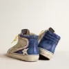 Slide aus perlfarbenem Canvas und blauem Wildleder mit weißem Lederstern und Blitz Slide aus perlfarbenem Canvas und blauem Wildleder mit weißem Lederstern und Blitz