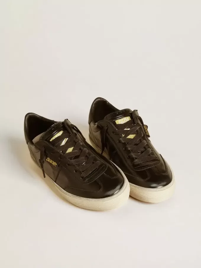 Soul Star für Damen aus schwarzem Lackleder mit schwarzer Lederferse Soul Star für Damen aus schwarzem Lackleder mit schwarzer Lederferse