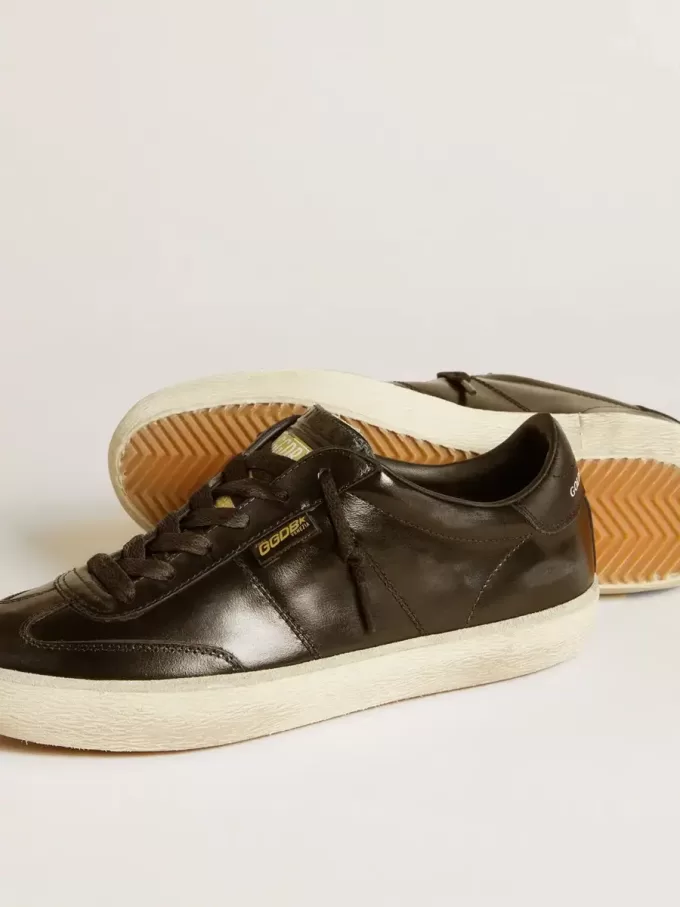 Soul Star für Damen aus schwarzem Lackleder mit schwarzer Lederferse Soul Star für Damen aus schwarzem Lackleder mit schwarzer Lederferse