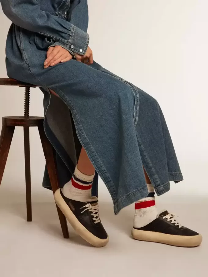 Space-Star Sabots für Damen mit Lederstern und Lammfellfutter Space-Star Sabots für Damen mit Lederstern und Lammfellfutter