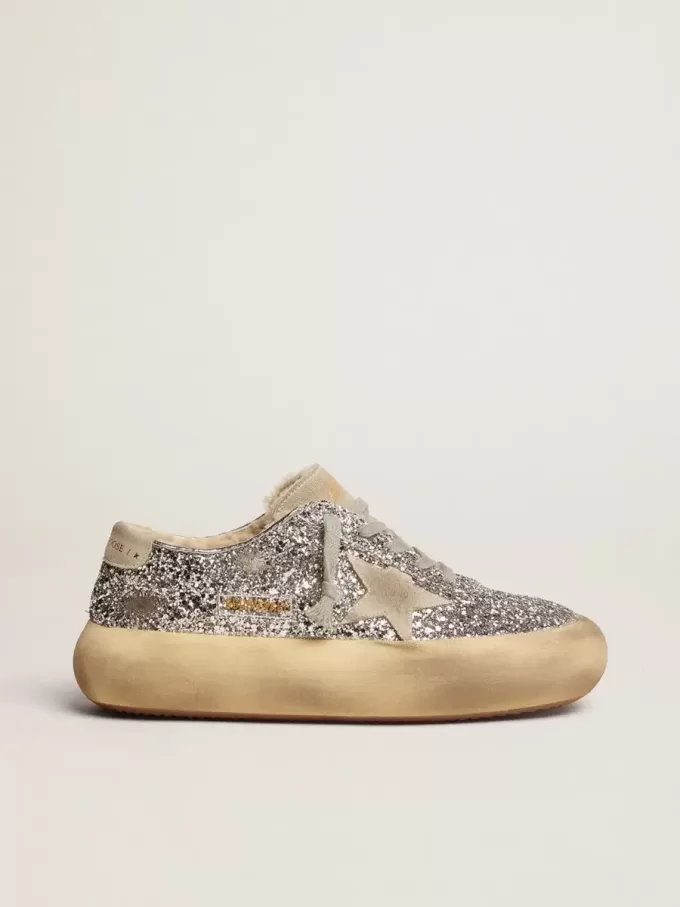 Space-Star-Schuhe für Damen in Silberglitzer mit Lammfellfutter