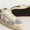 Stardan aus weißem Leder und Mesh mit weißem Lederstern
