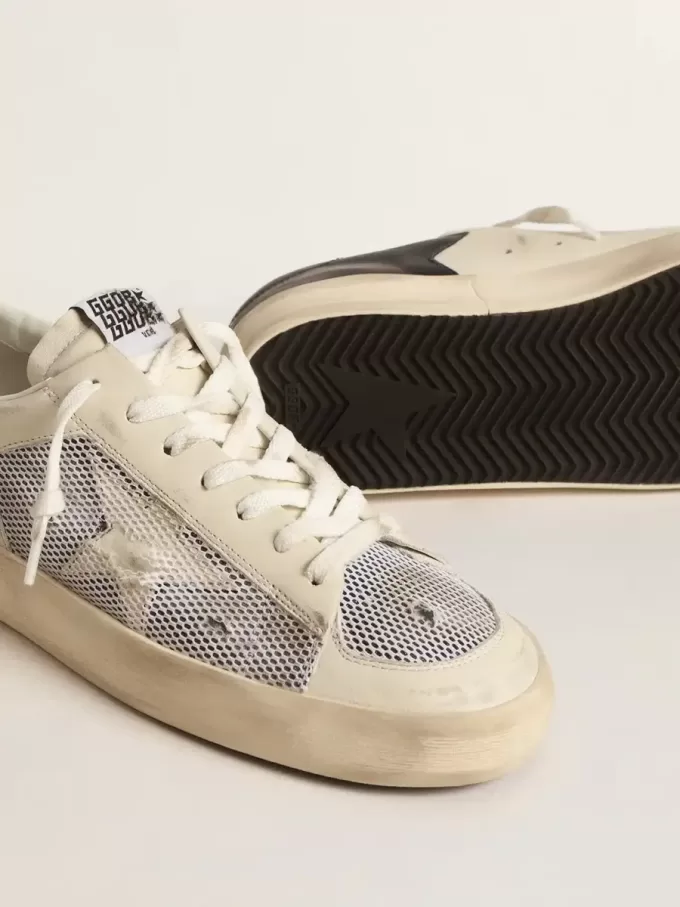 Stardan aus weißem Leder und Mesh mit weißem Lederstern