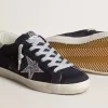 Super-Star für Damen aus blauem Wildleder, mit silbernem Glitzerstern und Lederlasche am Absatz