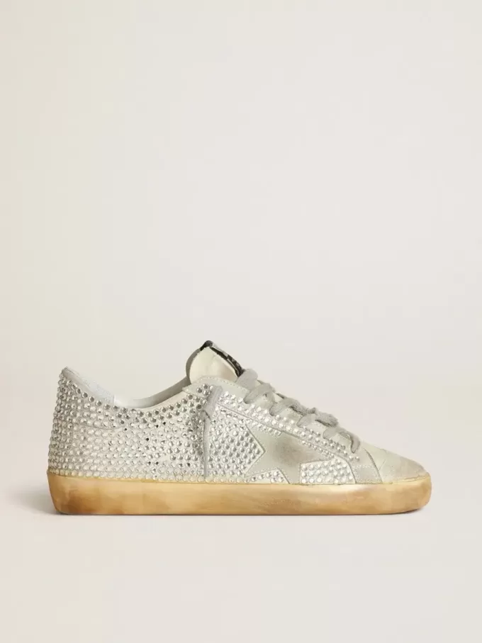 Super-Star für Damen aus gealtertem weißem Nubukleder mit Swarovski-Kristallen