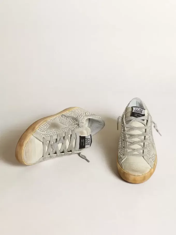Super-Star für Damen aus gealtertem weißem Nubukleder mit Swarovski-Kristallen