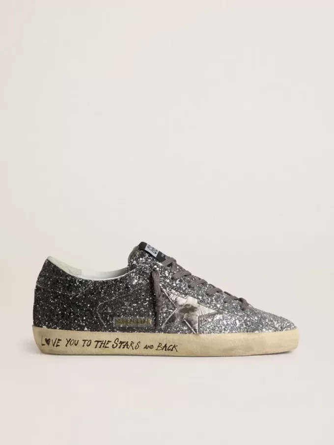 Super Star für Damen mit glitzerndem Obermaterial und silbernem Metallic-Lederstern