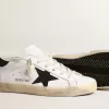 Super-Star für Damen mit schwarzem Swarovski-Kristallstern und Fersenlasche Super-Star für Damen mit schwarzem Swarovski-Kristallstern und Fersenlasche