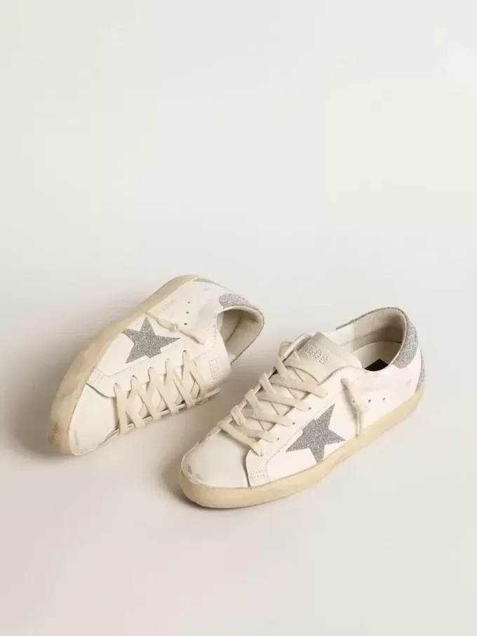 Super-Star für Damen mit silbernem Swarovski-Kristallstern und Fersenlasche Super-Star für Damen mit silbernem Swarovski-Kristallstern und Fersenlasche
