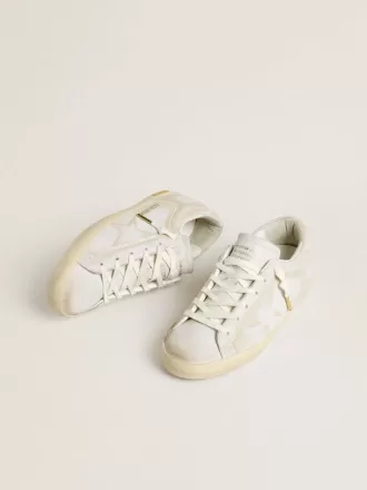 Super-Star für Damen mit weißem Lederstern und Fersenlasche mit Used-Look