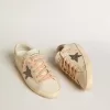 Super-Star LTD aus Leder mit beigem Wildlederstern und Swarovski-Nieten