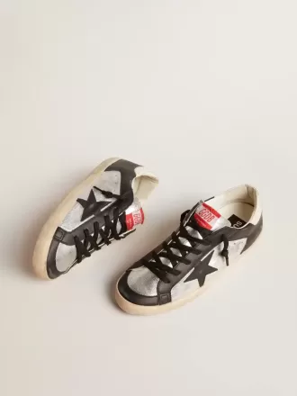 Super-Star LTD aus Metallic-Leder mit schwarzem Lederstern und Einsätzen