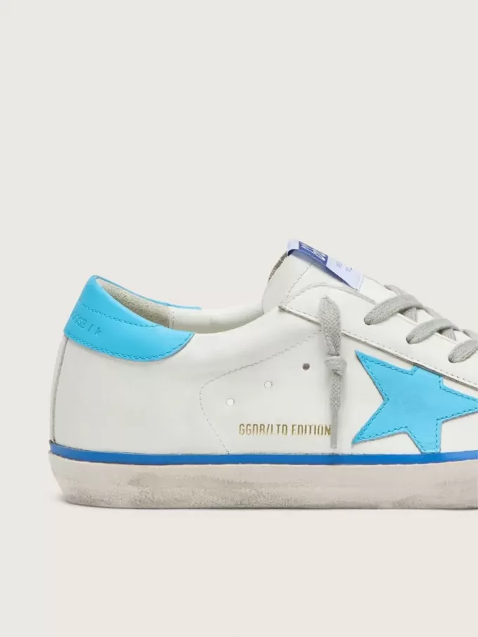 Super-Star LTD für Damen aus weißem Leder mit hellblauem Lederstern und Fersenlasche