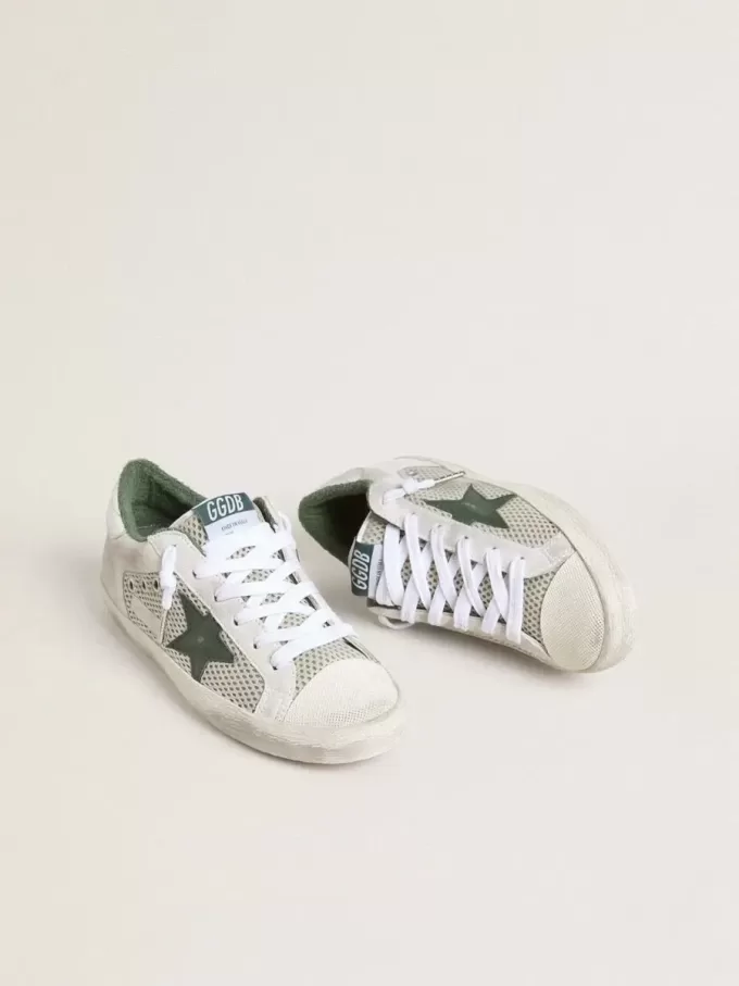 Super-Star LTD für Damen aus weißem Wildleder und Mesh mit grünem Lederstern und silberfarbenem Lederabsatz