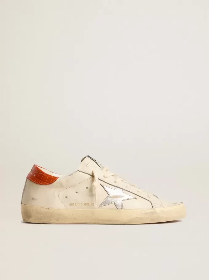 Super-Star LTD mit silbernem Lederstern und Fersenlasche aus Leder mit Krokodilprägung