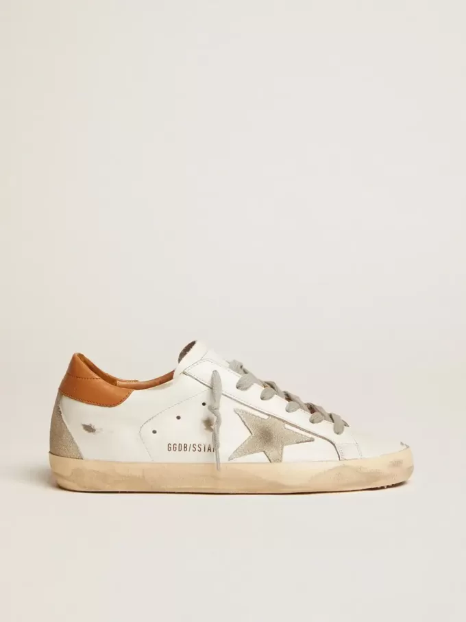 Super-Star-Sneaker für Damen mit Stern aus Wildleder und brauner Fersenlasche