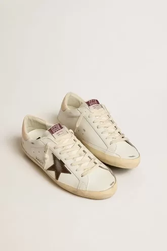 Super-Star-Sneaker für Herren mit braunem Wildlederstern und rosa Fersenlasche