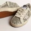 Super-Star Young in Glitzeroptik mit Stern aus Wildleder und goldener Fersenlasche