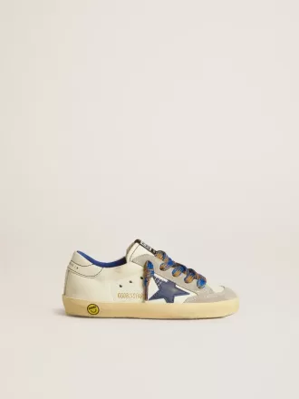 Super-Star Young mit blauem Lederstern und eisgrauen Wildledereinsätzen