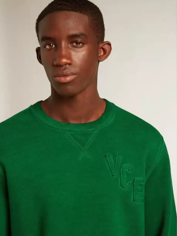 Sweatshirt mit Rundhalsausschnitt aus grünem Baumwollfleece Sweatshirt mit Rundhalsausschnitt aus grünem Baumwollfleece