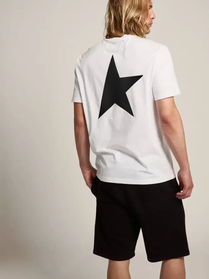 T-Shirt aus der White Star Collection mit kontrastierendem schwarzem Logo und Stern T-Shirt aus der White Star Collection mit kontrastierendem schwarzem Logo und Stern