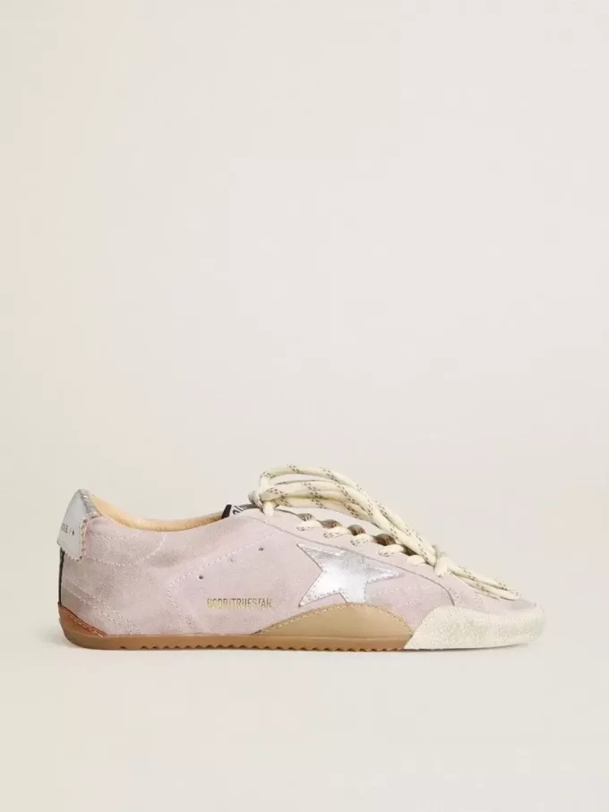 True-Star für Damen aus pastellrosa Wildleder mit silbernem Stern und Fersenlasche