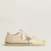 V-Star aus beigem Canvas mit silbernem Glitzerstern V-Star aus beigem Canvas mit silbernem Glitzerstern