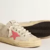 V-Star für Damen aus hellgrauem Canvas mit rotem Lederstern