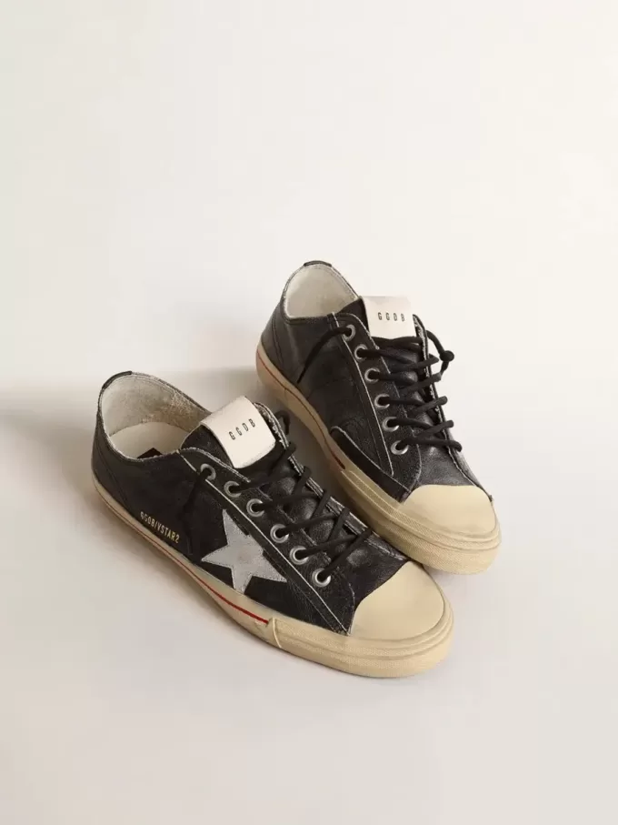 V-Star LTD aus blauem Leder mit silbermetallicfarbenem Lederstern