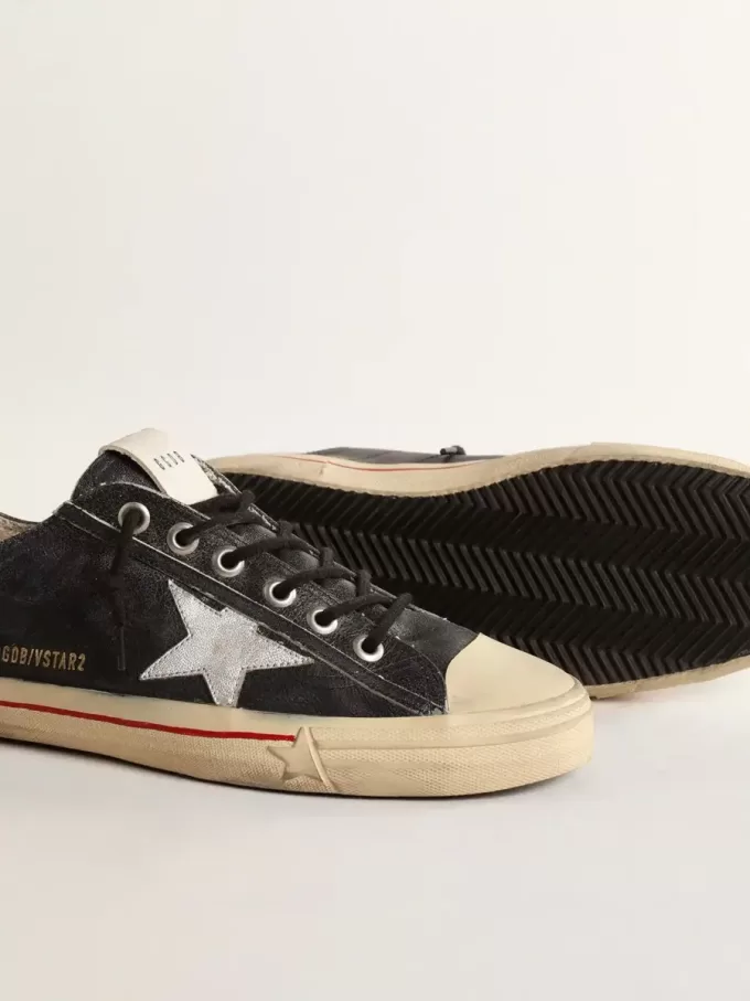 V-Star LTD aus blauem Leder mit silbermetallicfarbenem Lederstern