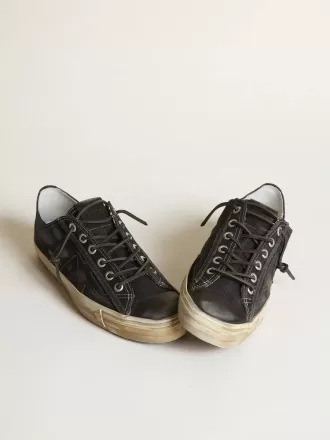 V-Star Sneakers aus mitternachtsblauem Denim mit schwarzem Lederstern und Zehenkappe