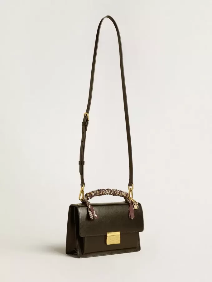 Venezia-Tasche aus schwarzem Leder mit Schal und doppeltem Anhänger