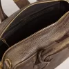 Vita Bag aus braunem Vintage-Leder mit goldenen Details Vita Bag aus braunem Vintage-Leder mit goldenen Details