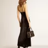 Vita Bag aus schwarzem Distressed-Leder mit goldenen Details