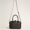 Vita Bag aus schwarzem Schafsleder mit goldenen Details Vita Bag aus schwarzem Schafsleder mit goldenen Details