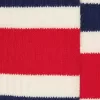 Weiß getrunkene Socken mit blauen und roten Streifen