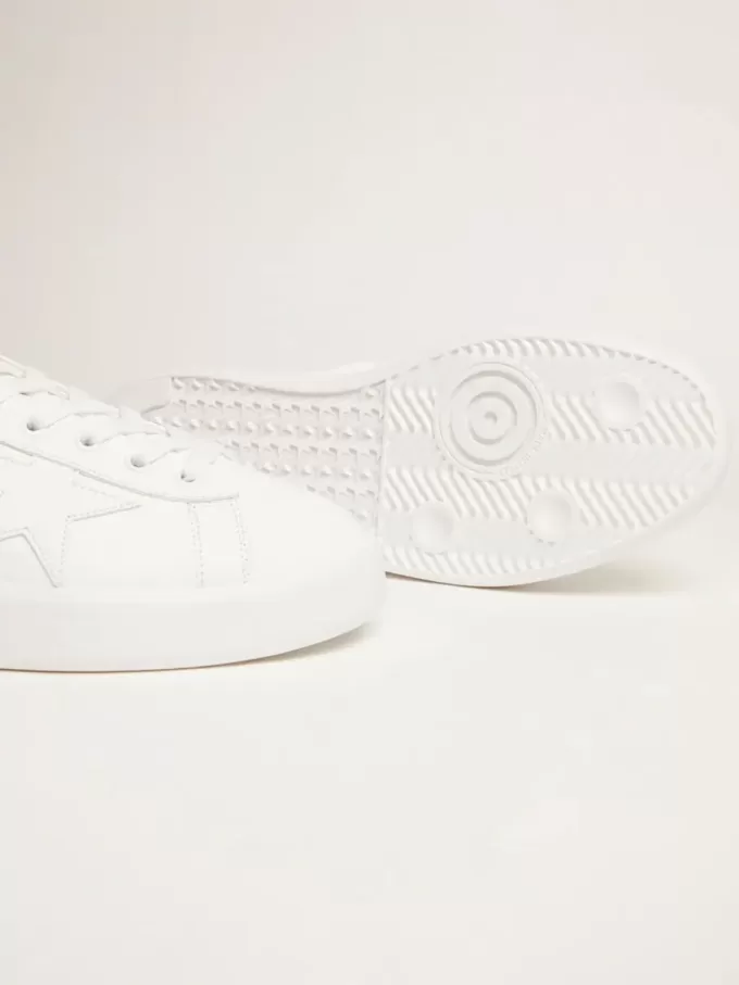 Weiße Purestar-Sneaker mit fluoreszierendem orangefarbenem Fersenriemen Weiße Purestar-Sneaker mit fluoreszierendem orangefarbenem Fersenriemen