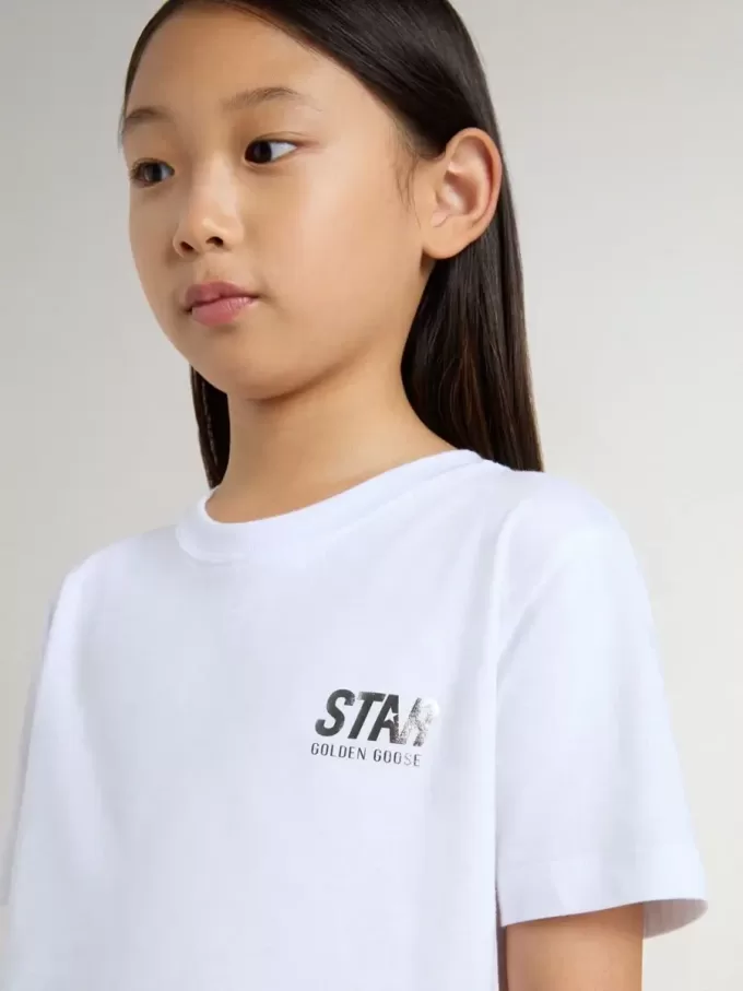 Weißes Baumwoll-T-Shirt für Kinder mit silbernem Aufdruck Weißes Baumwoll-T-Shirt für Kinder mit silbernem Aufdruck