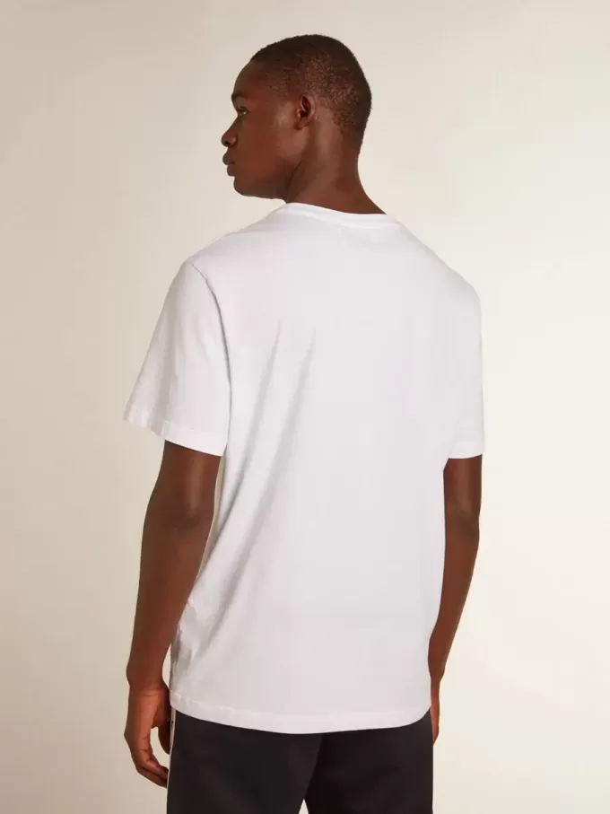 Weißes Herren-T-Shirt mit dunkelblauem Stern auf der Vorderseite