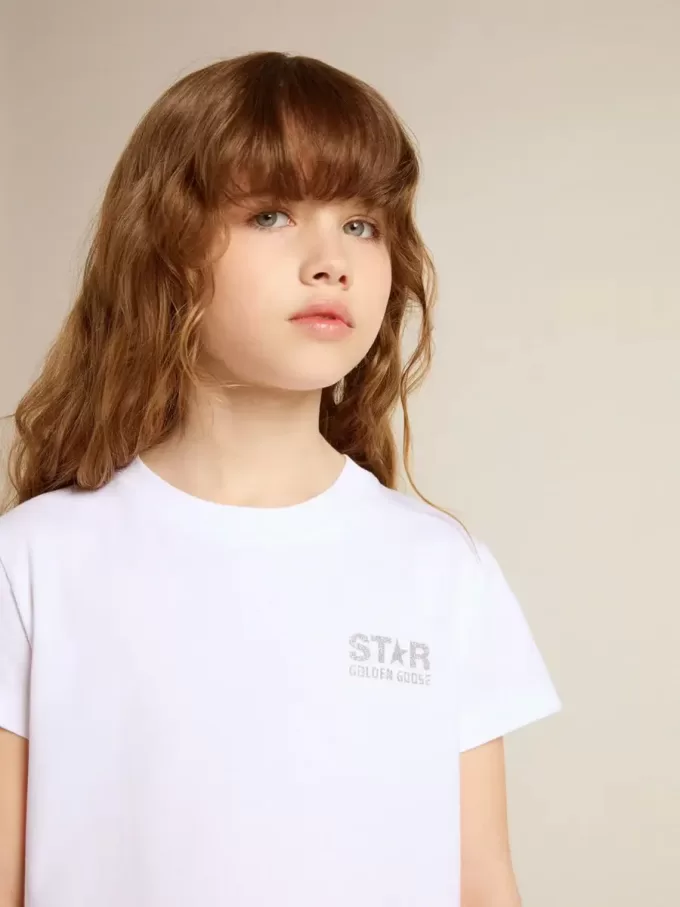 Weißes und silbernes T-Shirt mit Logo und Maxi-Stern in silbernem Glitzer
