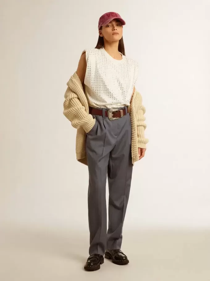Weite Damenhose aus babyblauer Wolle