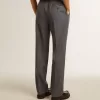Weite Damenhose aus babyblauer Wolle