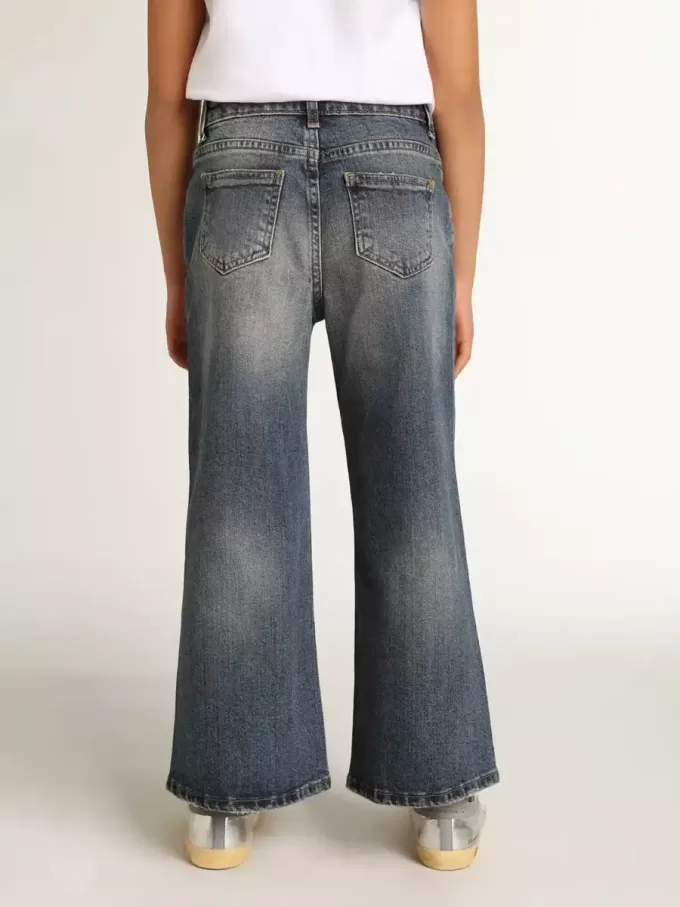 Weite Jeans aus mittelblauem Bull Denim Weite Jeans aus mittelblauem Bull Denim