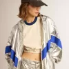 Windjacke für Damen aus silbernem Funktionsmaterial